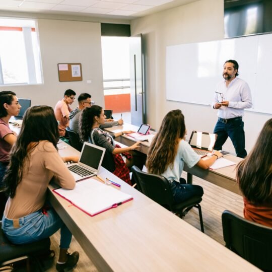 Combo Profissionalizante em Gestão e Negócios